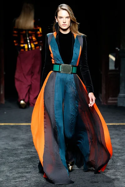 Look 52